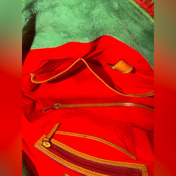 Dooney & Bourke Florentine Leather Medium Zip Hobo Shoulder Bag - Picture 13 of 16